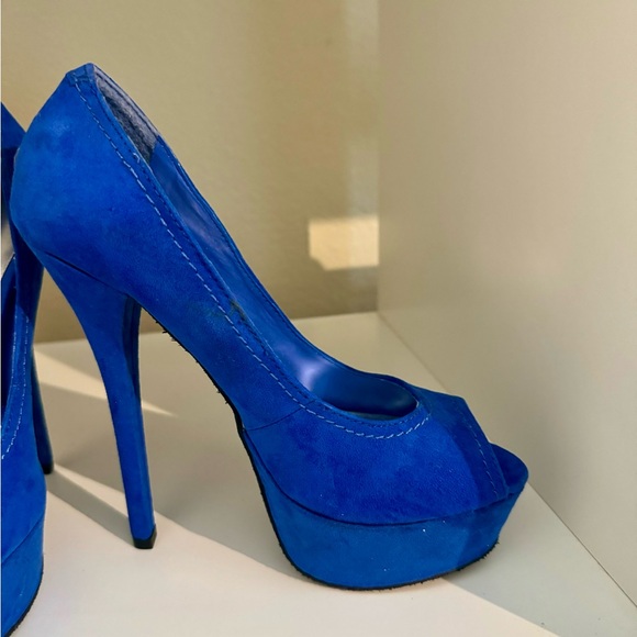 Blue Peep Toe Heels - Picture 2 of 4